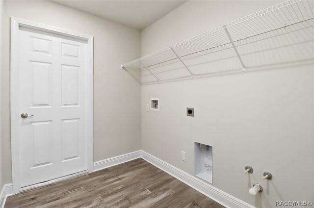 2988 W Pine Ridge Boulevard, Beverly Hills, FL 34465