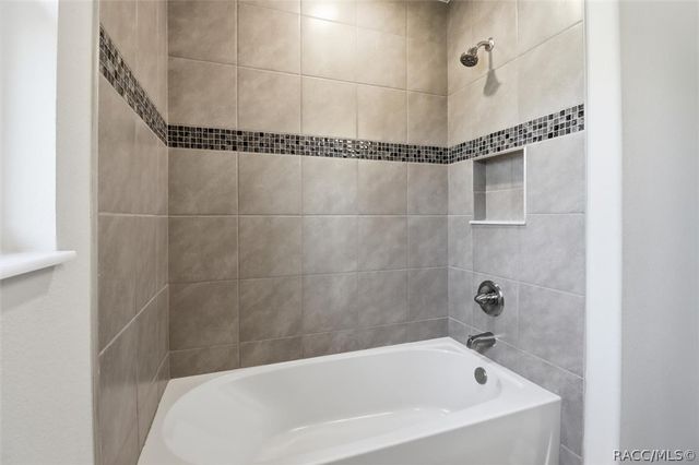 2988 W Pine Ridge Boulevard, Beverly Hills, FL 34465