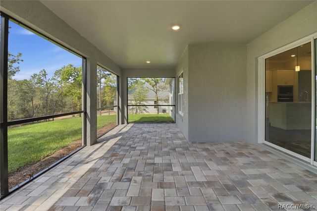 2988 W Pine Ridge Boulevard, Beverly Hills, FL 34465