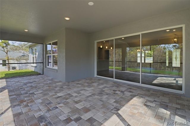 2988 W Pine Ridge Boulevard, Beverly Hills, FL 34465