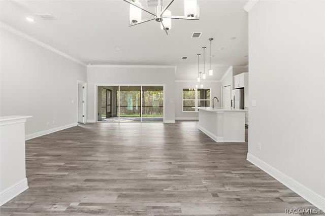 2988 W Pine Ridge Boulevard, Beverly Hills, FL 34465