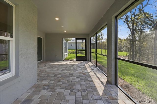 2988 W Pine Ridge Boulevard, Beverly Hills, FL 34465