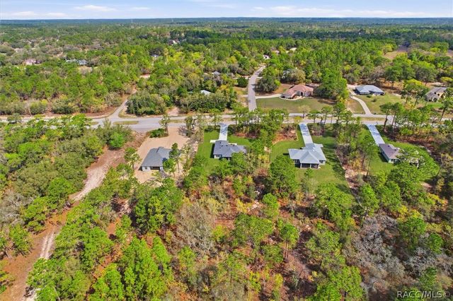 2988 W Pine Ridge Boulevard, Beverly Hills, FL 34465