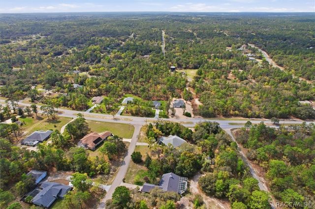 2988 W Pine Ridge Boulevard, Beverly Hills, FL 34465