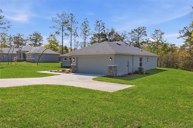 2988 W Pine Ridge Boulevard, Beverly Hills, FL 34465