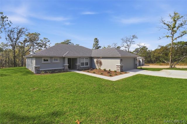 2988 W Pine Ridge Boulevard, Beverly Hills, FL 34465