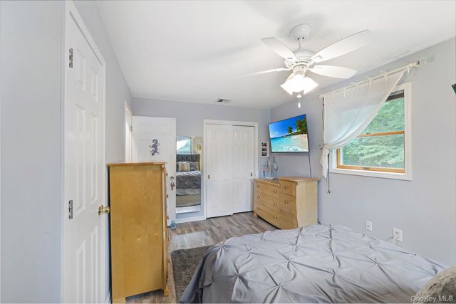 25 Cocoa Lane, Newburgh, NY 12550