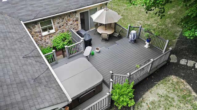 25 Cocoa Lane, Newburgh, NY 12550