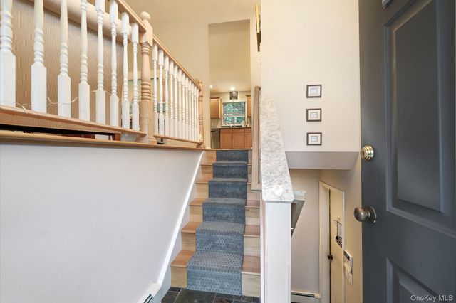 25 Cocoa Lane, Newburgh, NY 12550