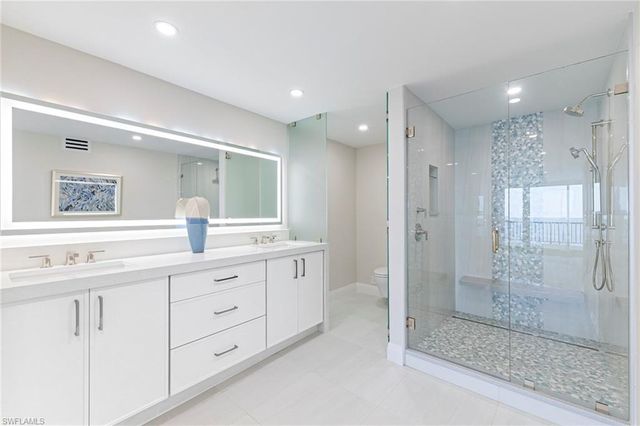 2382 Gulf Shore BLVD N # 502, Naples, FL 34103