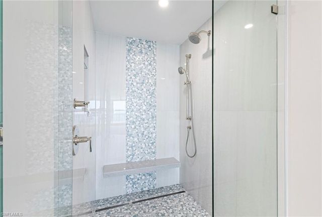 2382 Gulf Shore BLVD N # 502, Naples, FL 34103