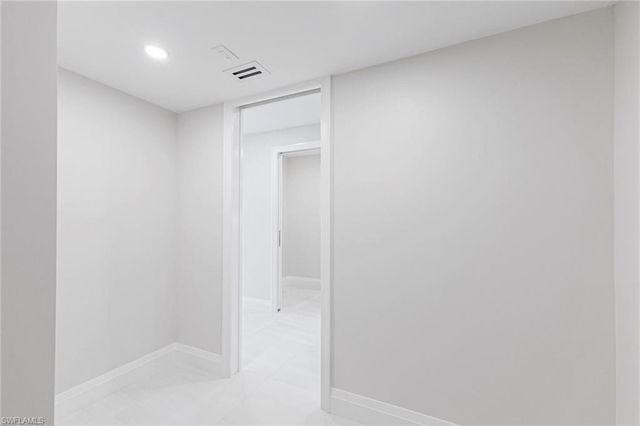 2382 Gulf Shore BLVD N # 502, Naples, FL 34103