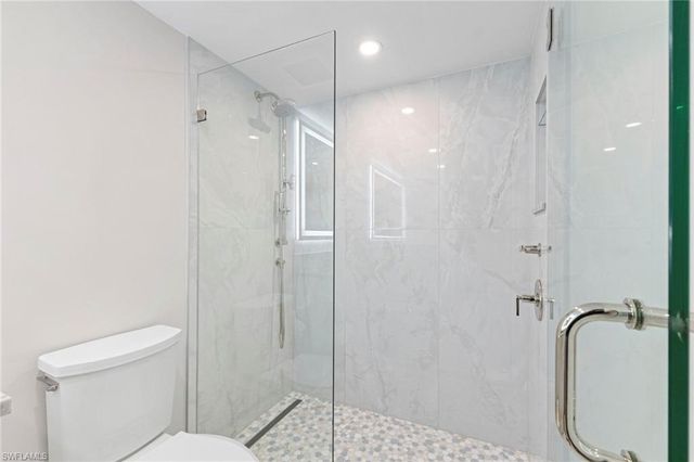 2382 Gulf Shore BLVD N # 502, Naples, FL 34103