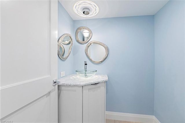 2382 Gulf Shore BLVD N # 502, Naples, FL 34103