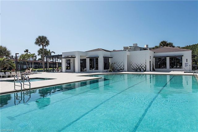 2382 Gulf Shore BLVD N # 502, Naples, FL 34103