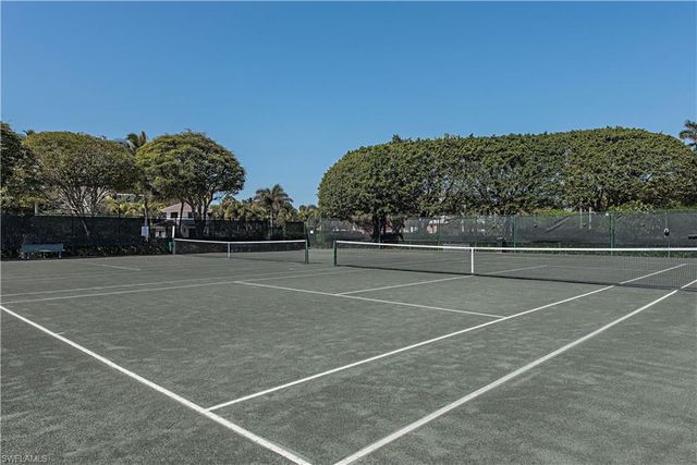 2382 Gulf Shore BLVD N # 502, Naples, FL 34103