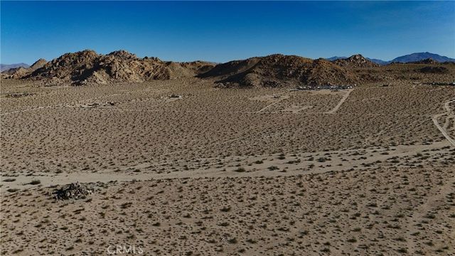 764 Rabbit Springs Road, Lucerne Valley, CA 92356