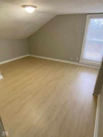 4305 Rockville Road, Indianapolis, IN 46222