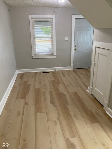 4305 Rockville Road, Indianapolis, IN 46222