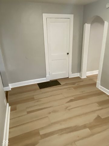 4305 Rockville Road, Indianapolis, IN 46222