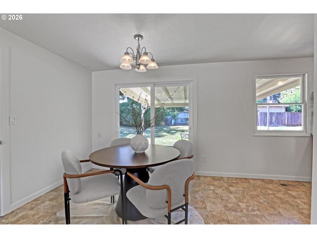 6755 Sw PRINCESS Ave, Beaverton, OR 97008