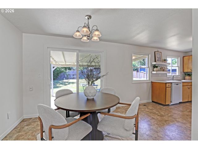 6755 Sw PRINCESS Ave, Beaverton, OR 97008