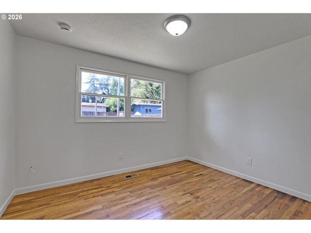 6755 Sw PRINCESS Ave, Beaverton, OR 97008