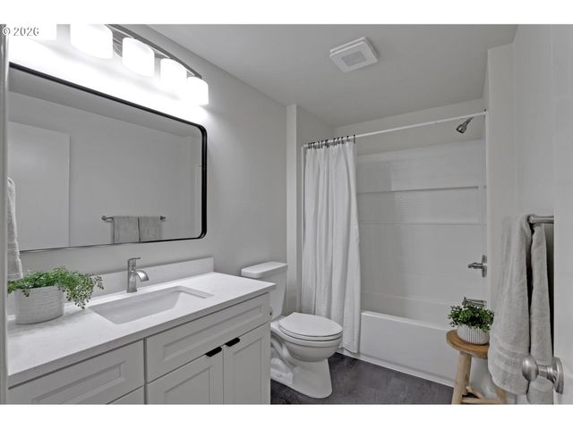6755 Sw PRINCESS Ave, Beaverton, OR 97008