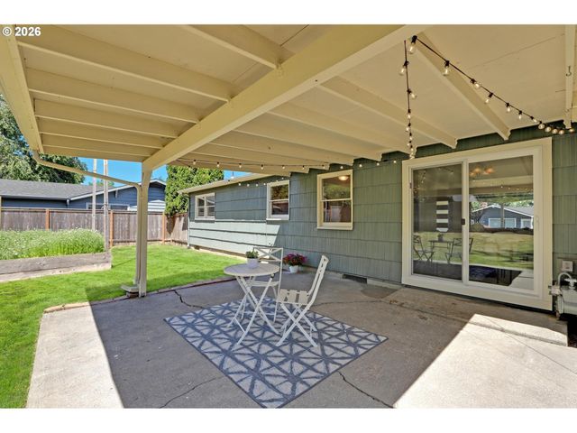 6755 Sw PRINCESS Ave, Beaverton, OR 97008