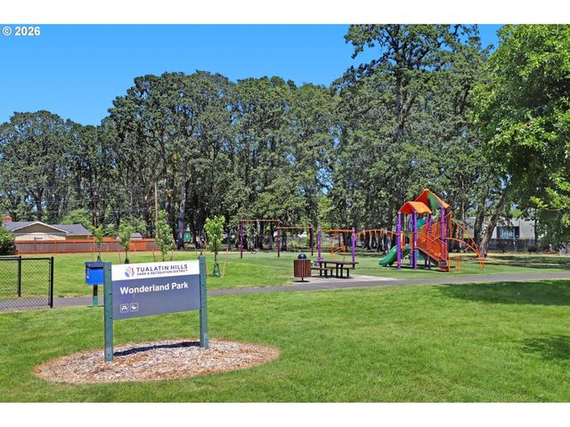 6755 Sw PRINCESS Ave, Beaverton, OR 97008
