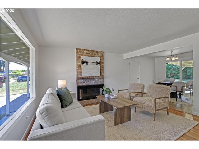 6755 Sw PRINCESS Ave, Beaverton, OR 97008