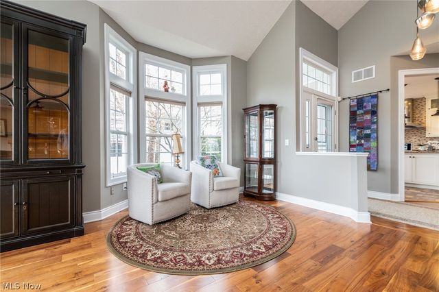 310 Blossom Lane, Orange, OH 44022