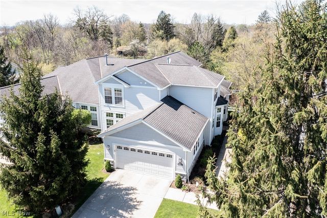 310 Blossom Lane, Orange, OH 44022