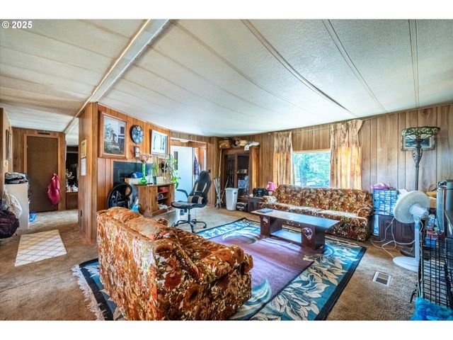 94291 VALPY St, Langlois, OR 97450