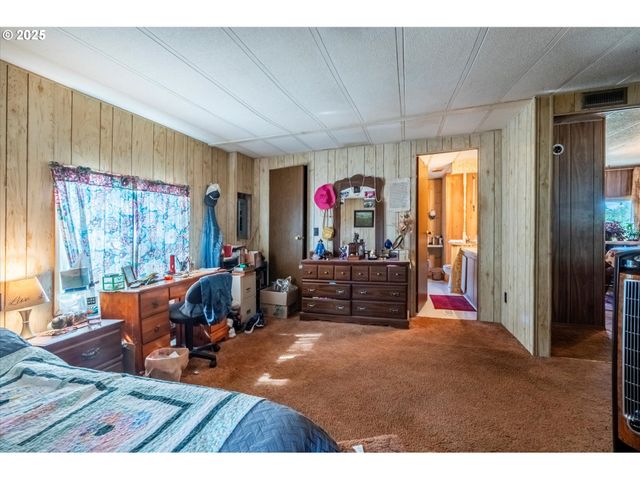 94291 VALPY St, Langlois, OR 97450