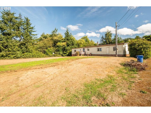 94291 VALPY St, Langlois, OR 97450