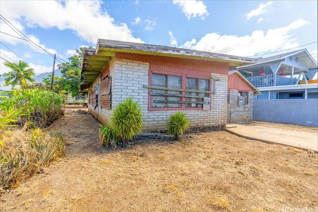 84-918 Farrington Highway, Waianae, HI 96792