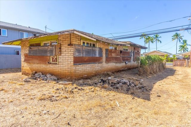 84-918 Farrington Highway, Waianae, HI 96792