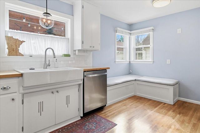 4008 Zenith Avenue N, Robbinsdale, MN 55422