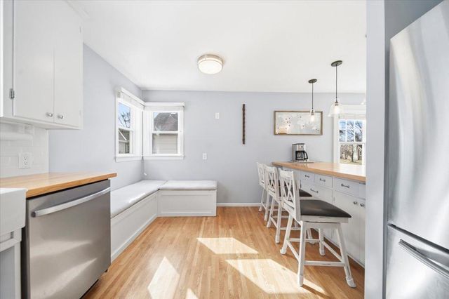 4008 Zenith Avenue N, Robbinsdale, MN 55422