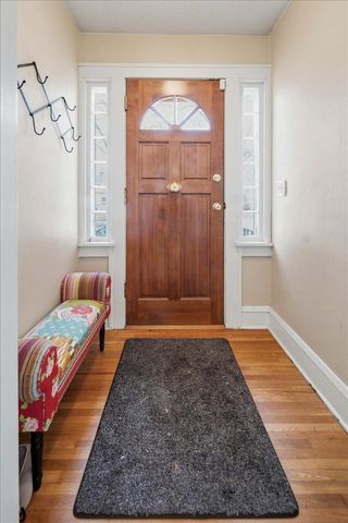 4008 Zenith Avenue N, Robbinsdale, MN 55422