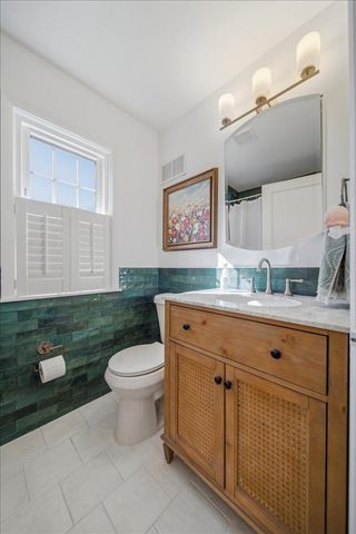 4008 Zenith Avenue N, Robbinsdale, MN 55422