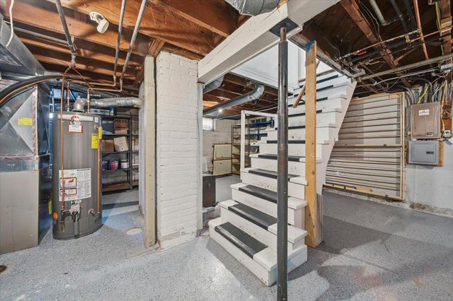 4008 Zenith Avenue N, Robbinsdale, MN 55422