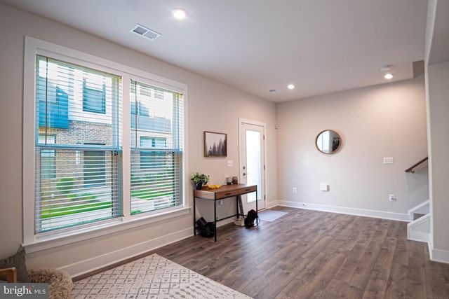 2453 LIBERTY LOOP, Herndon, VA 20171