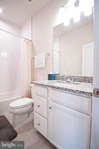 2453 LIBERTY LOOP, Herndon, VA 20171