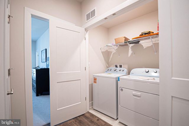 2453 LIBERTY LOOP, Herndon, VA 20171