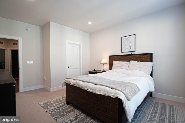 2453 LIBERTY LOOP, Herndon, VA 20171