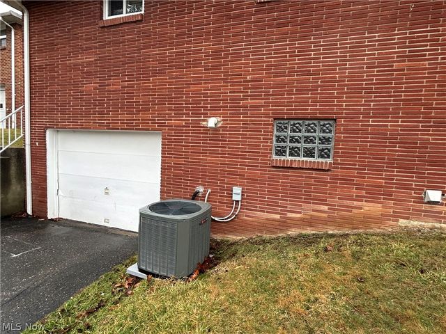 110 White Bell Circle, Wellsburg, WV 26070