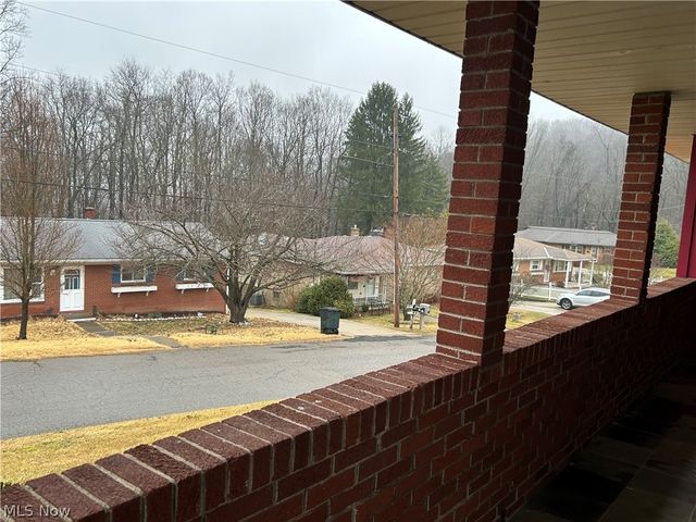 110 White Bell Circle, Wellsburg, WV 26070