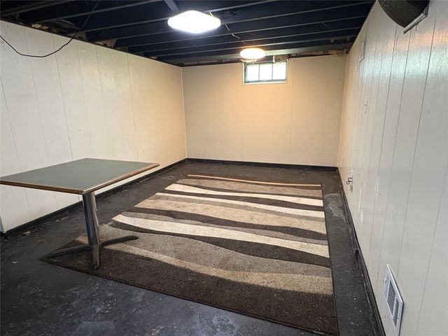 4140 Cornell Street, Des Moines, IA 50313